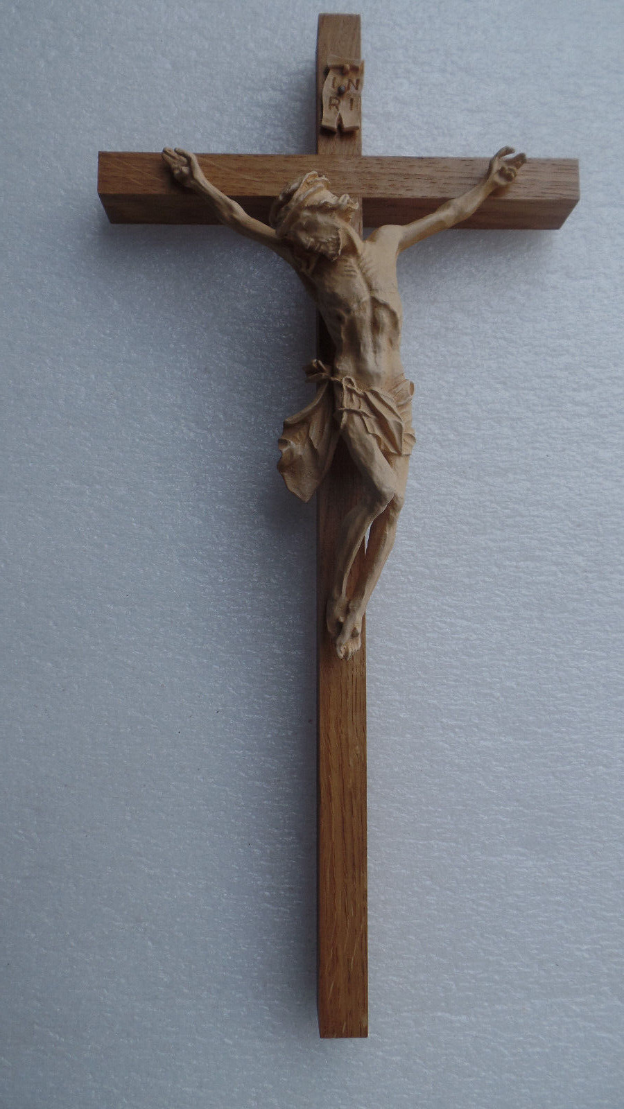 Wandkreuz mit Christus Kreuz Holz 40 cm hell Zimmerkreuz Holzkreuz Nr. 45/43