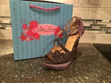 Poetic License Good To Be Bad Grey and Purple Heels 9M Bling