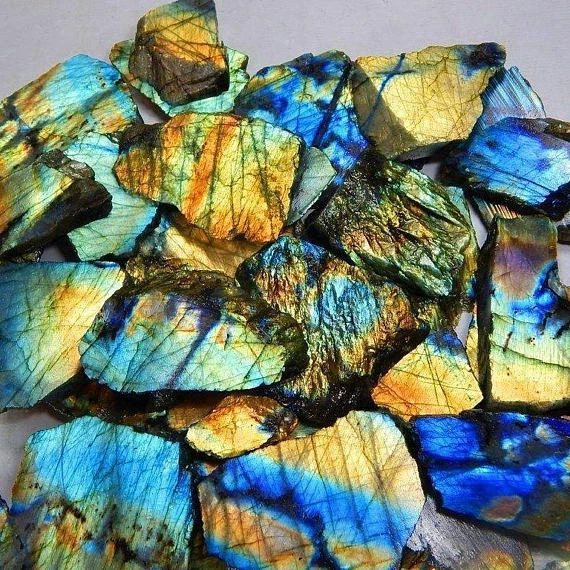 750Cts NATURAL MULTI FIRE SPECTROLITE LABRADORITE ROCK ROUGH SLAB,TILE GEMSTONE - Image 3 of 4