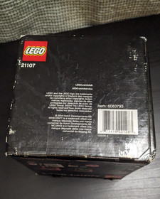 LEGO 21107 Minecraft + Micro World &ndash; "The End" Complete w/ box + manuals