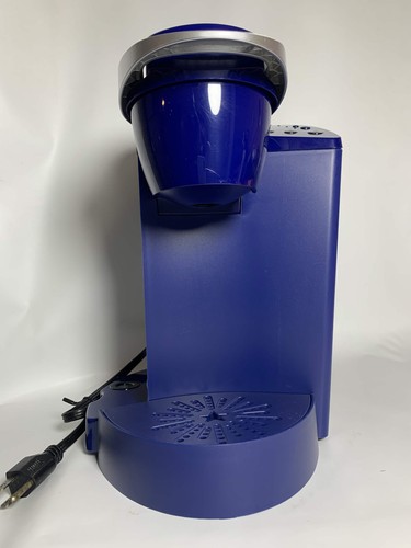 Keurig K50 Patriot Blue Coffee Maker For Parts or Repair Powers On No Brew