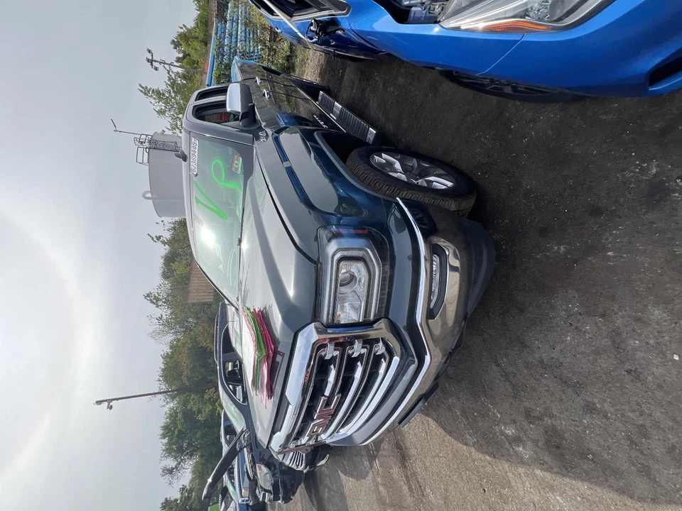 Used Rear Right Door Assembly Rear Side fits: 2017 Gmc Sierra 1500 pickup Double - Image 2 of 4