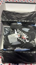 Jordan Air Jordan 5 metallic size 7 come with...