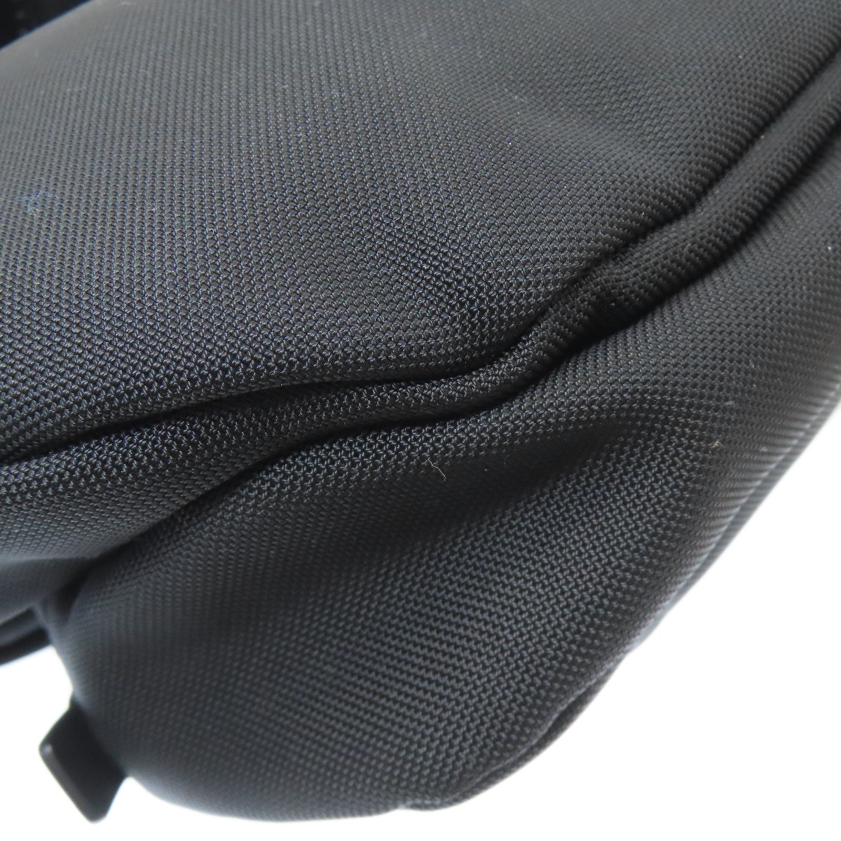 MONCLER  logo body bag Nylon  Ladies [Used] thumbnail 17