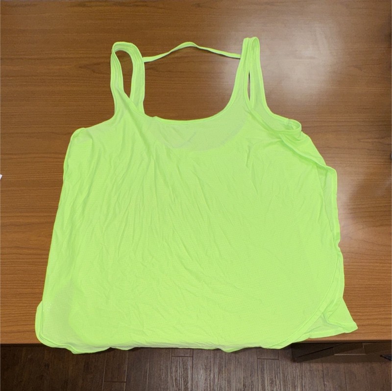 Victoria's Secret VSX Sport Women's Neon Green M Scoop Neck Cropped Stretch Tank