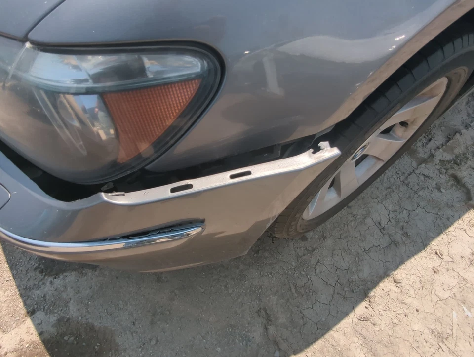 Bmw 750li Front Bumper - Oem ZX6FS Foto 4 de 4