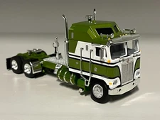 DCP 1/64GREEN & WHITE KENWORTH K100 AERODYNE LONG FRAME