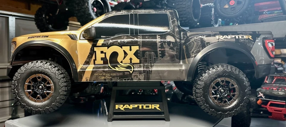 Custom made RC stand for Traxxas Raptor 4x4 1/10 - Image 2 of 4