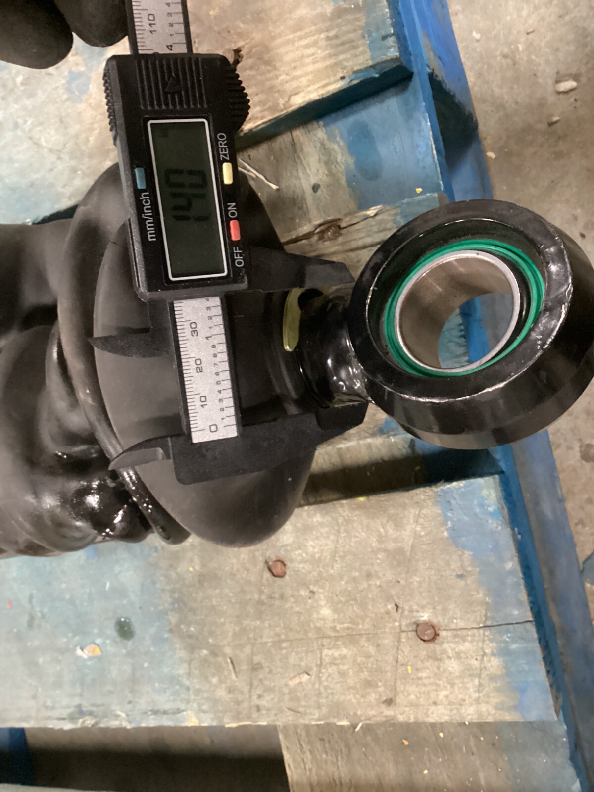 Liquid Spring Class Strut 11057-008/6/0 F, 3.50" OD 1.40" Rod 23.75 ...