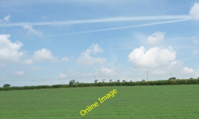 Foto 6x4 gerade Linien am Himmel bei Bischöfen Sutton Bishop's Sutton C c2014