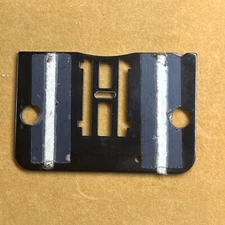 Elna lotus/stella/corina zig-zag needle plate 27,37,57,45,46,58,59,68,69