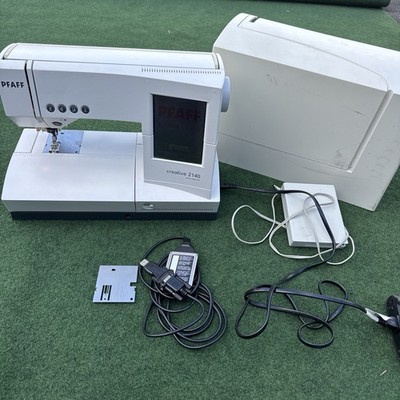 PFAFF Creative 2140 Embroidery Sewing Machine With Attachments & CASE WOW!