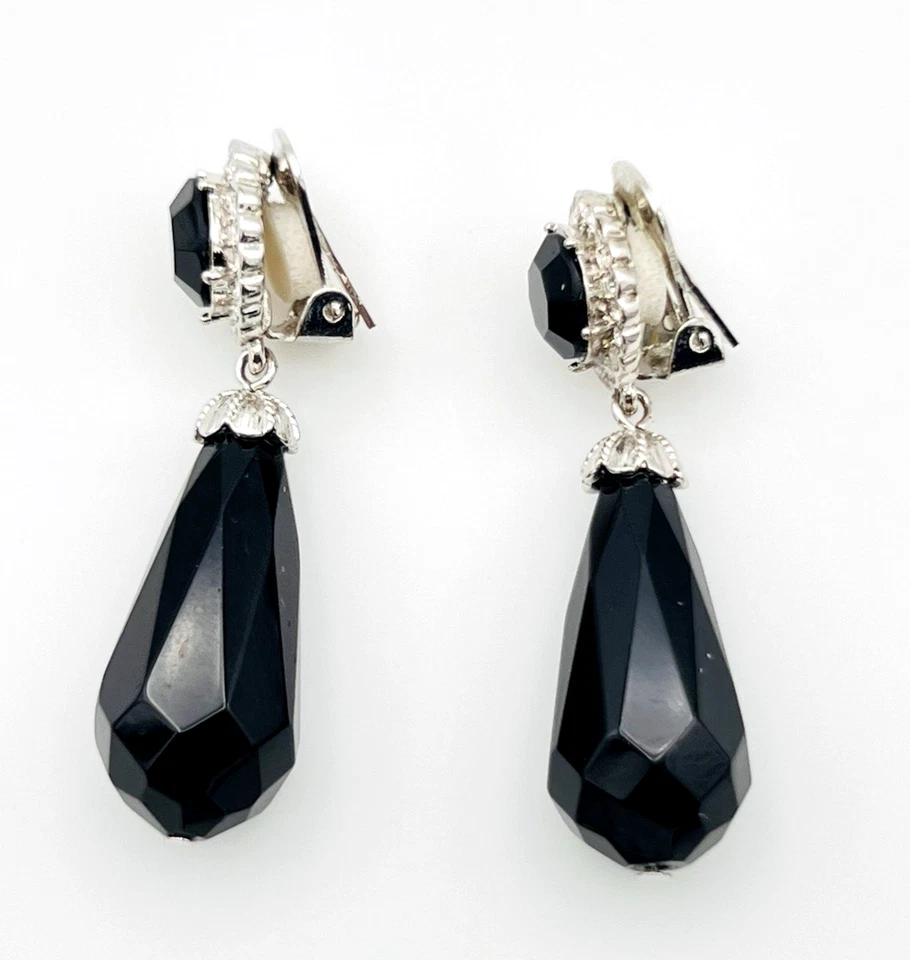 Pendientes colgantes Rachel Zoe facetados negros lágrima con joyas 2 pulgadas Foto 4 de 4
