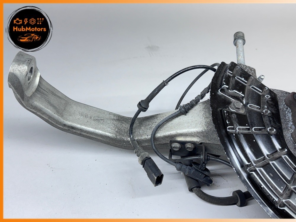 14-2 Maserati Quattroporte Front Right Passenger Side Spindle Knuckle Hub Oem