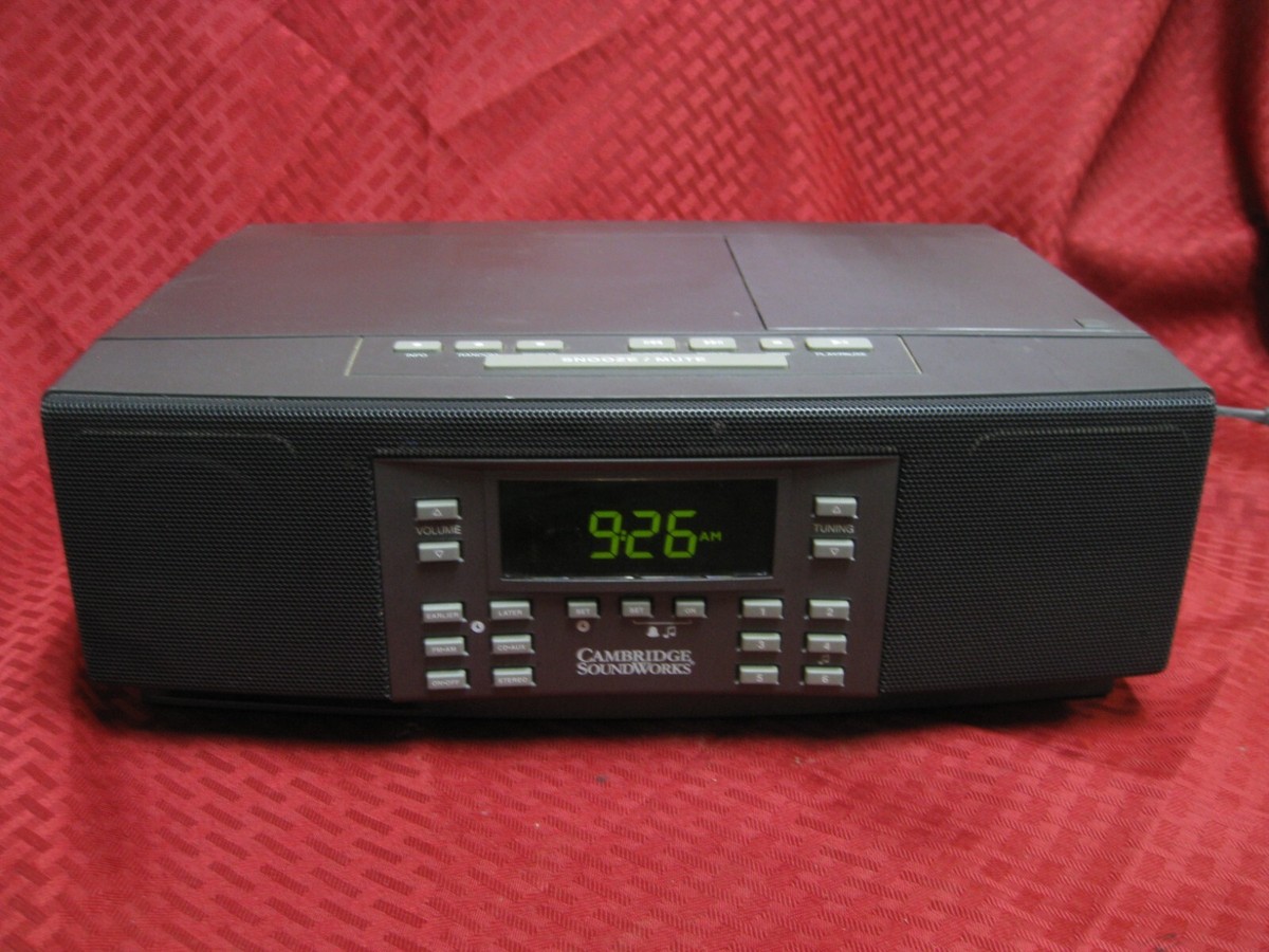 Cambridge Soundworks 88CD by Henry Kloss Aux AM/FM Line in