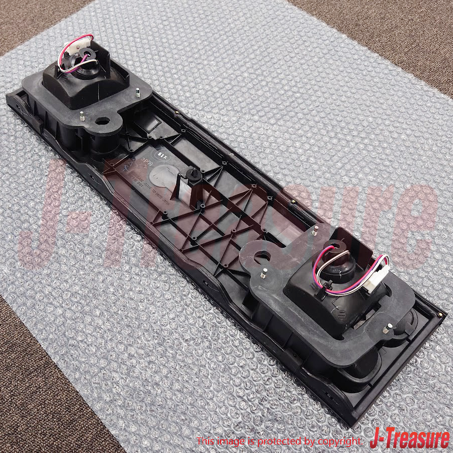 NISSAN 300ZX Z32 89-96 Genuine Rear Center Tail Reverse Light