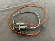 AO Smith Lochinvar Ignitor Pilot Assembly with Tubing 183014 470034