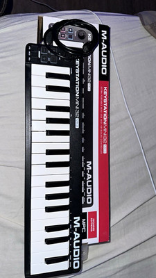 M-Audio Keystation Mini 32 MK3 Keyboard-Controller 32 Tasten USB ultra-portable