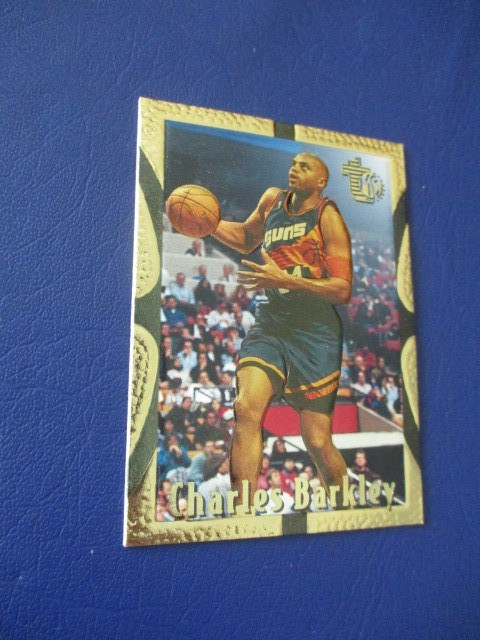 1995 Topps Embossed Charles Barkley Gold Card #74 Variant SP
