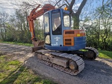 Hitachi EX75-5UR  Excavator digger js 7 .5  ton 8