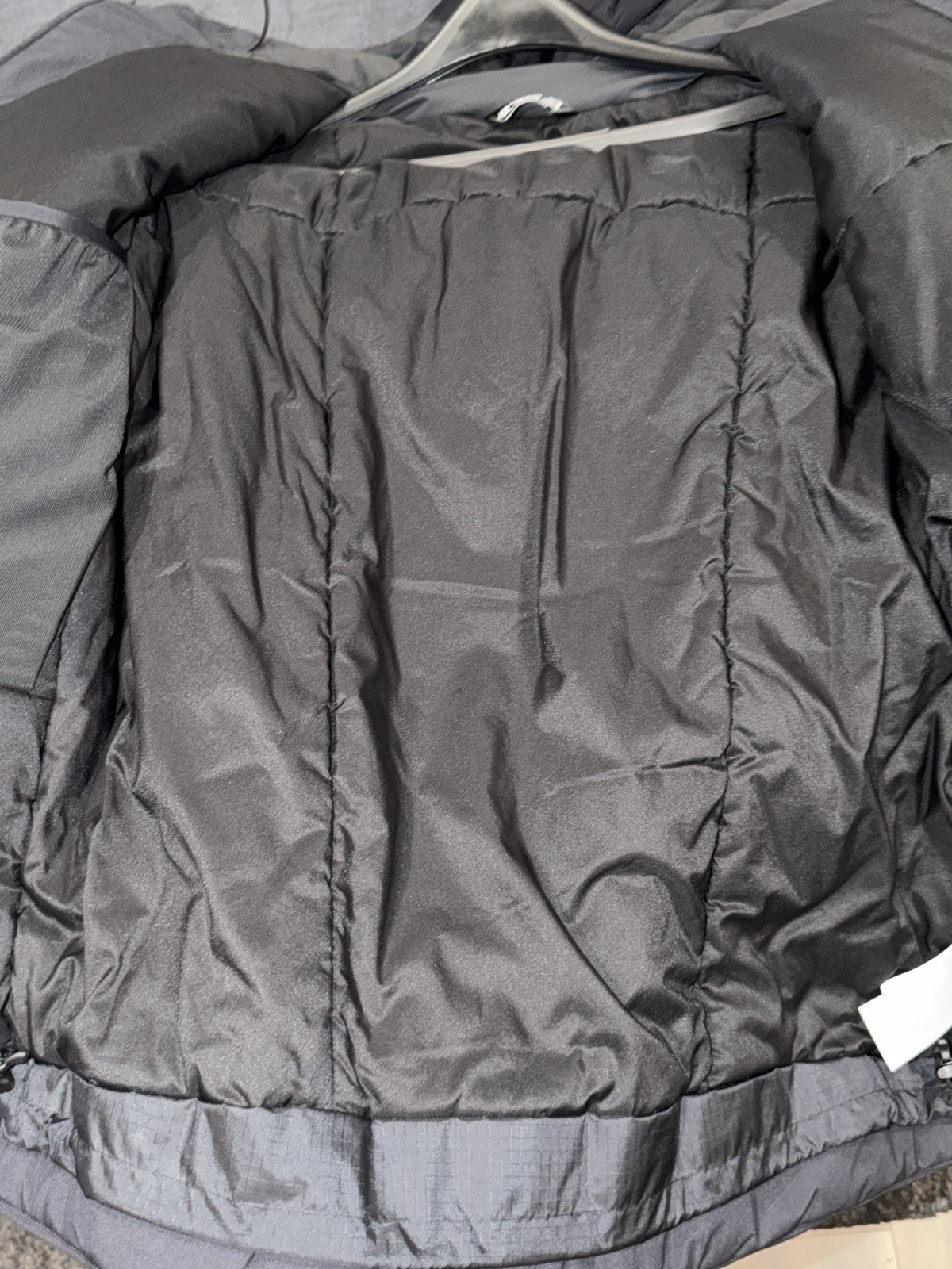 Arc’teryx Men's Fission SV Gore-Tex Pro Hooded Insulated Jacket Black - Medium image 6