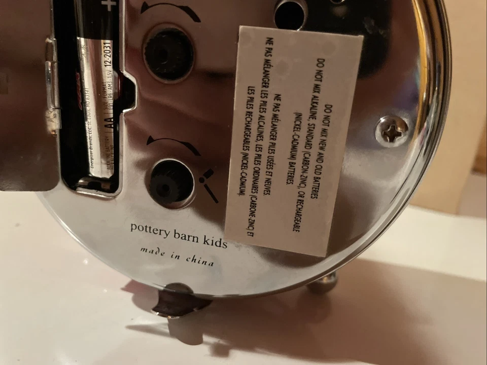 Pottery Barn Kids - Reloj Despertador - Big Ben Estilo Retro - Rojo Foto 4 de 4