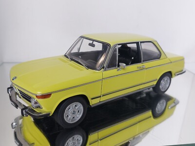 AUTOart BMW 2002 tii 1:18 Rare colour | eBay