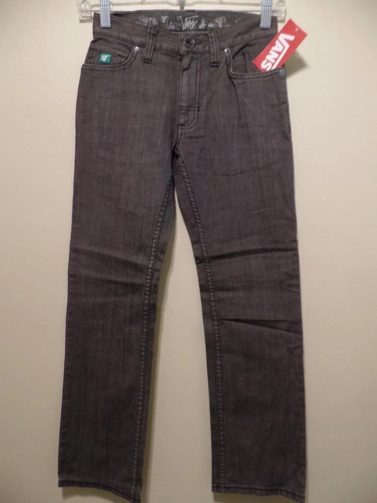 Black vans shop and jeans