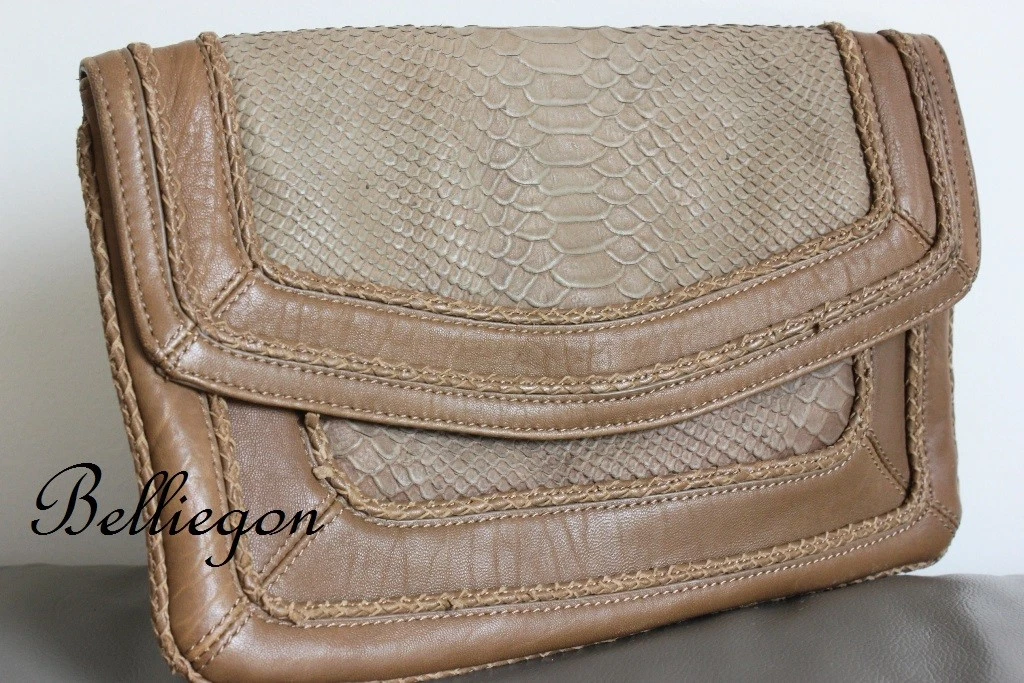 Witchery clutch outlet