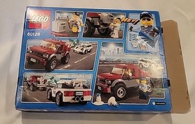 LEGO CITY: Police Pursuit (60128) Complete w/ Box & Instructions
