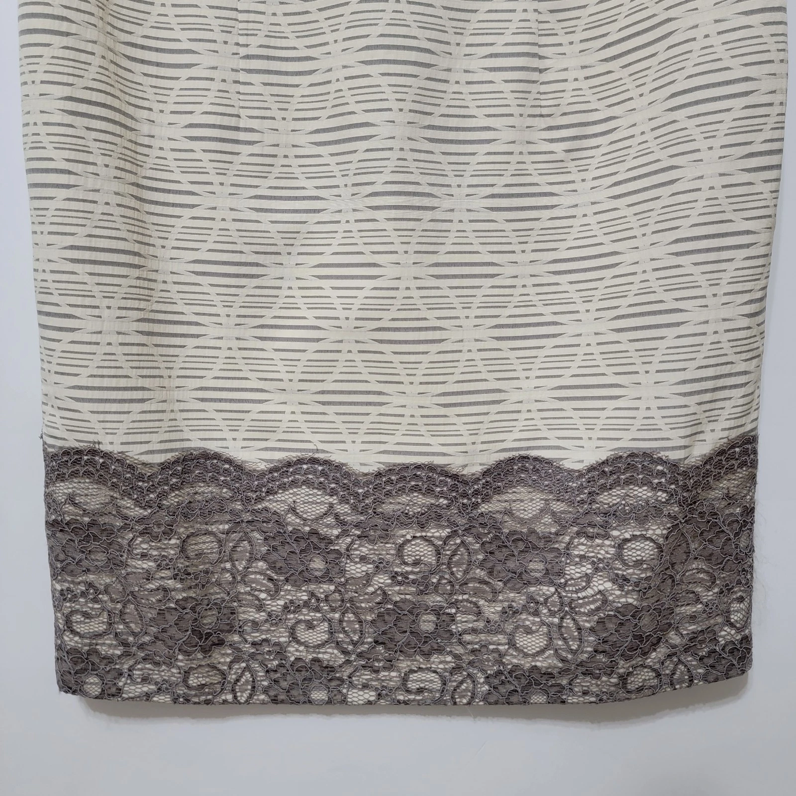 OFF WHITE LOFT OUTLET abito tubino orlo pizzo donna Petite 14P bianco sporco grigio senza maniche