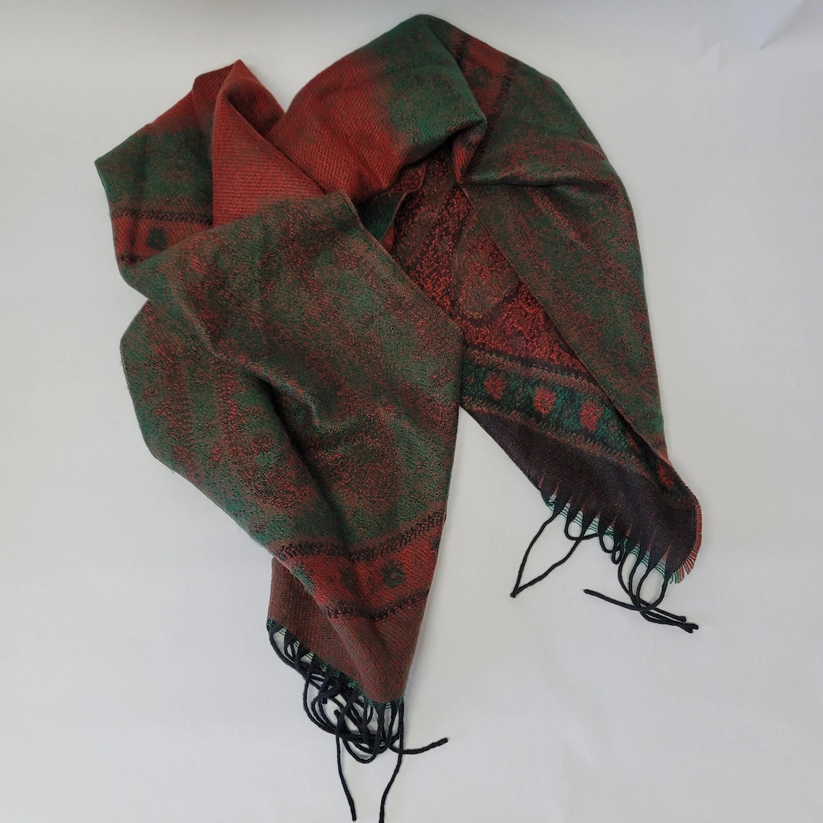 Christian Dior Cashluxe Foulard Franges 68