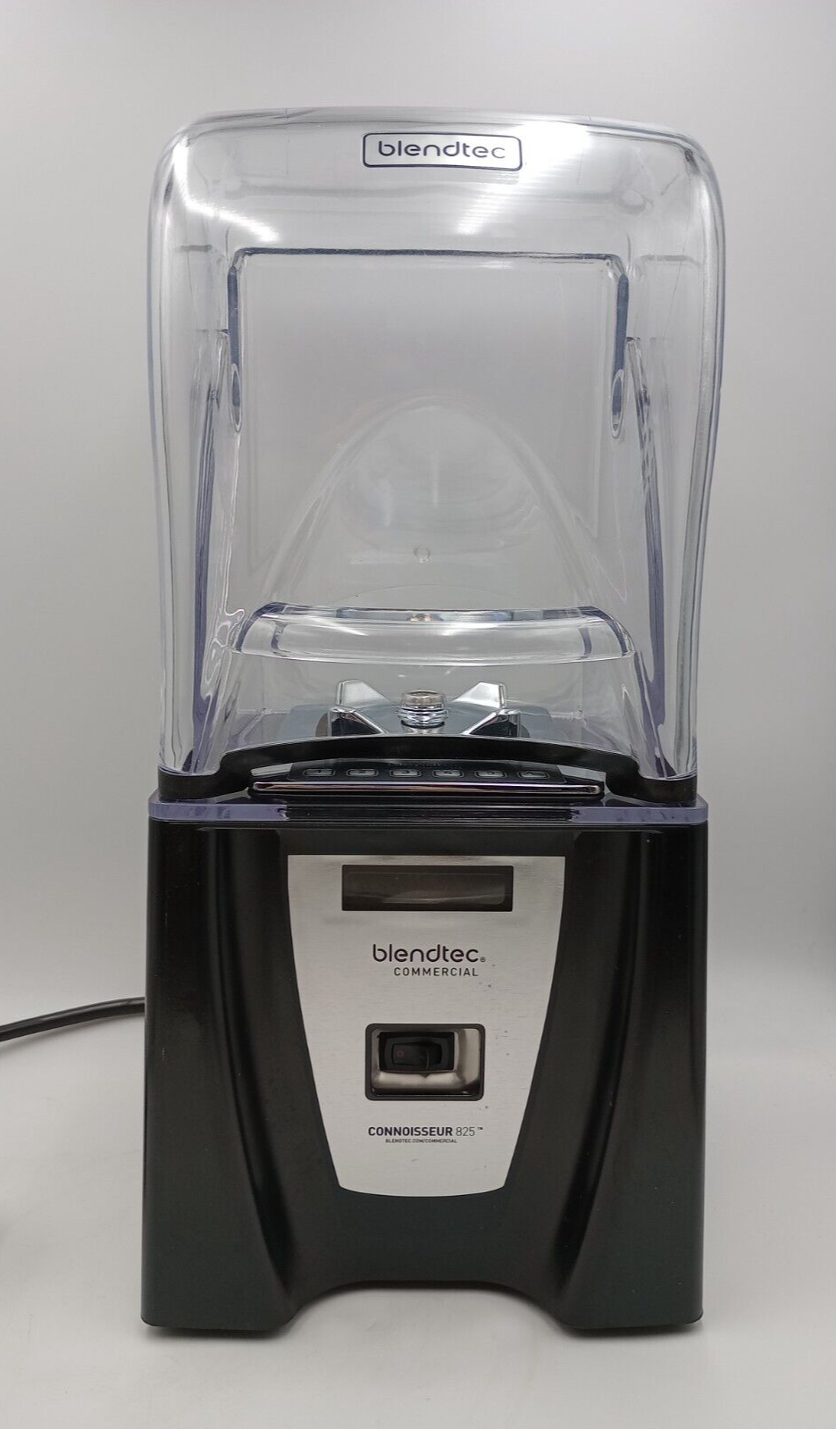 USED Blendtec Commercial Connoisseur 825 Blender + 2 WildSide Jars 849369004270 eBay