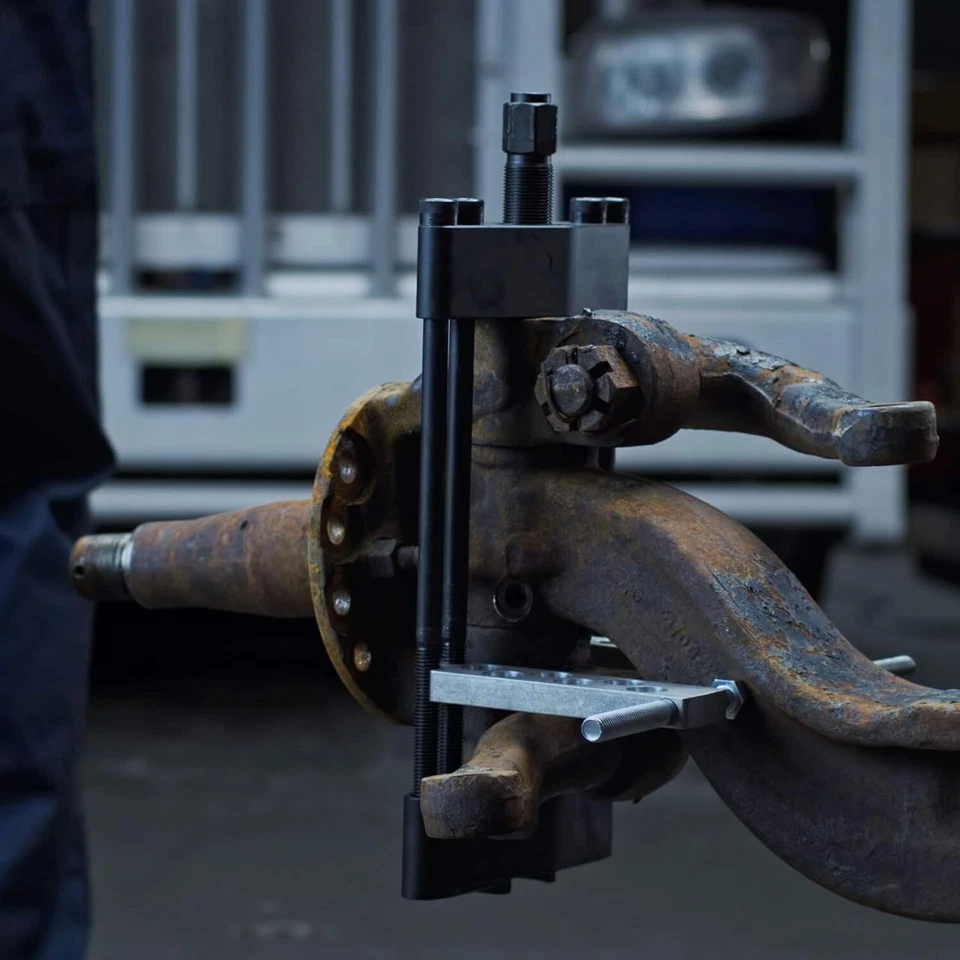 90150 Heavy Duty King Pin Press Removal Tool for Class 3-8 Trucks and Equipment - Image 4 of 4