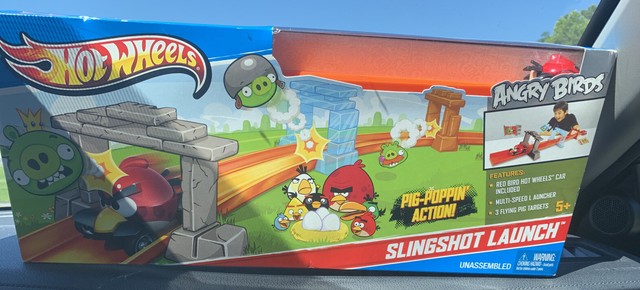 hot wheels angry birds slingshot launch