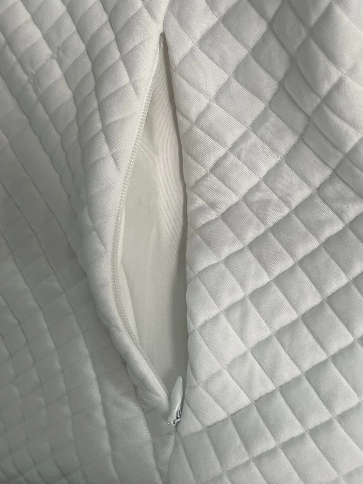 Tail White Label Women's Curved Hem Vest With Pockets Different Size White - Image 3 of 4