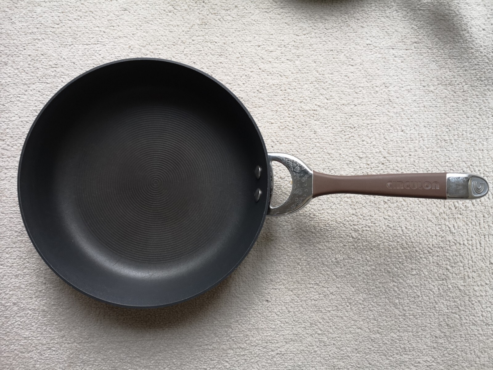 Circulon 5 piece pan set (induction suitable) eBay