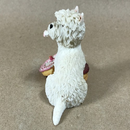 Sherratt and Simpson West Highland Terrier Happy Anniversary Cake Figurine 55691 - Picture 4 of 6