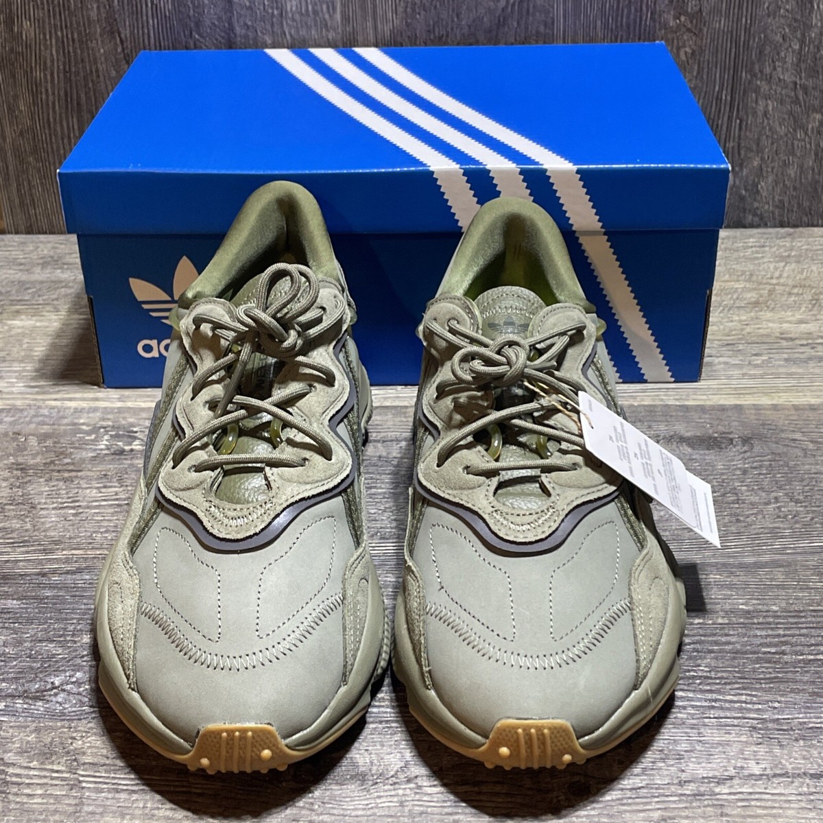 Adidas Originals Mens Size 11 Ozweego Trace Cargo Sneakers