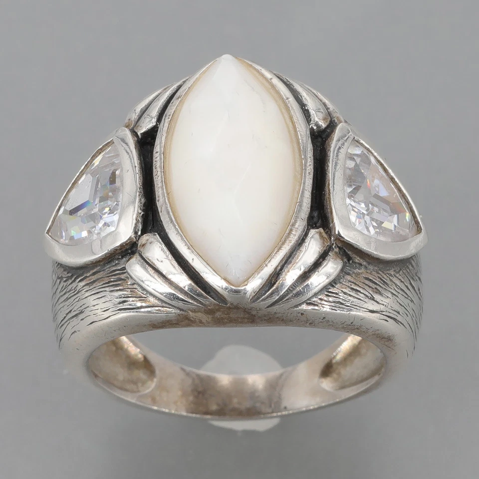 Retired Silpada Sterling Silver Mother of Pearl & CZ STARGAZER Ring R2808 Size 7 - Image 2 of 4