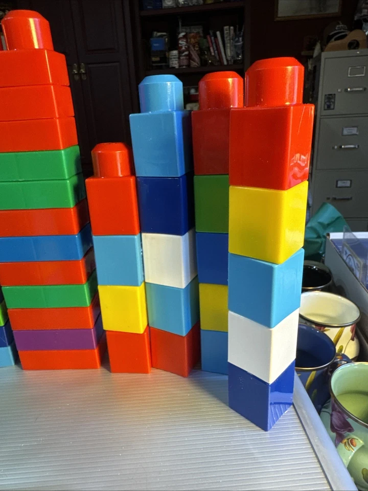 Bulk Lot Of Mega Bloks Building Blocks Bricks 65 Piece Mixed Colors VGC - Image 4 of 4