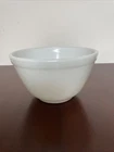 Pyrex True Opal Series 401 Solid White Milk Glass Nesting Bowl  1.5 Pint 1950s