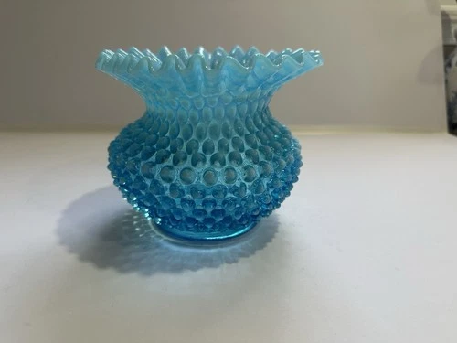 Vintage Fenton Blue Hobnail Ruffled Crimped Glass Vase – 4.75”