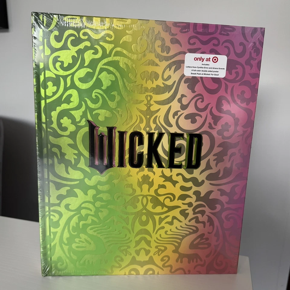 🌟WICKED The Official Visual Companion Book🌟TARGET🇺🇸USA Exclusive ~ UK Seller - Image 4 of 4