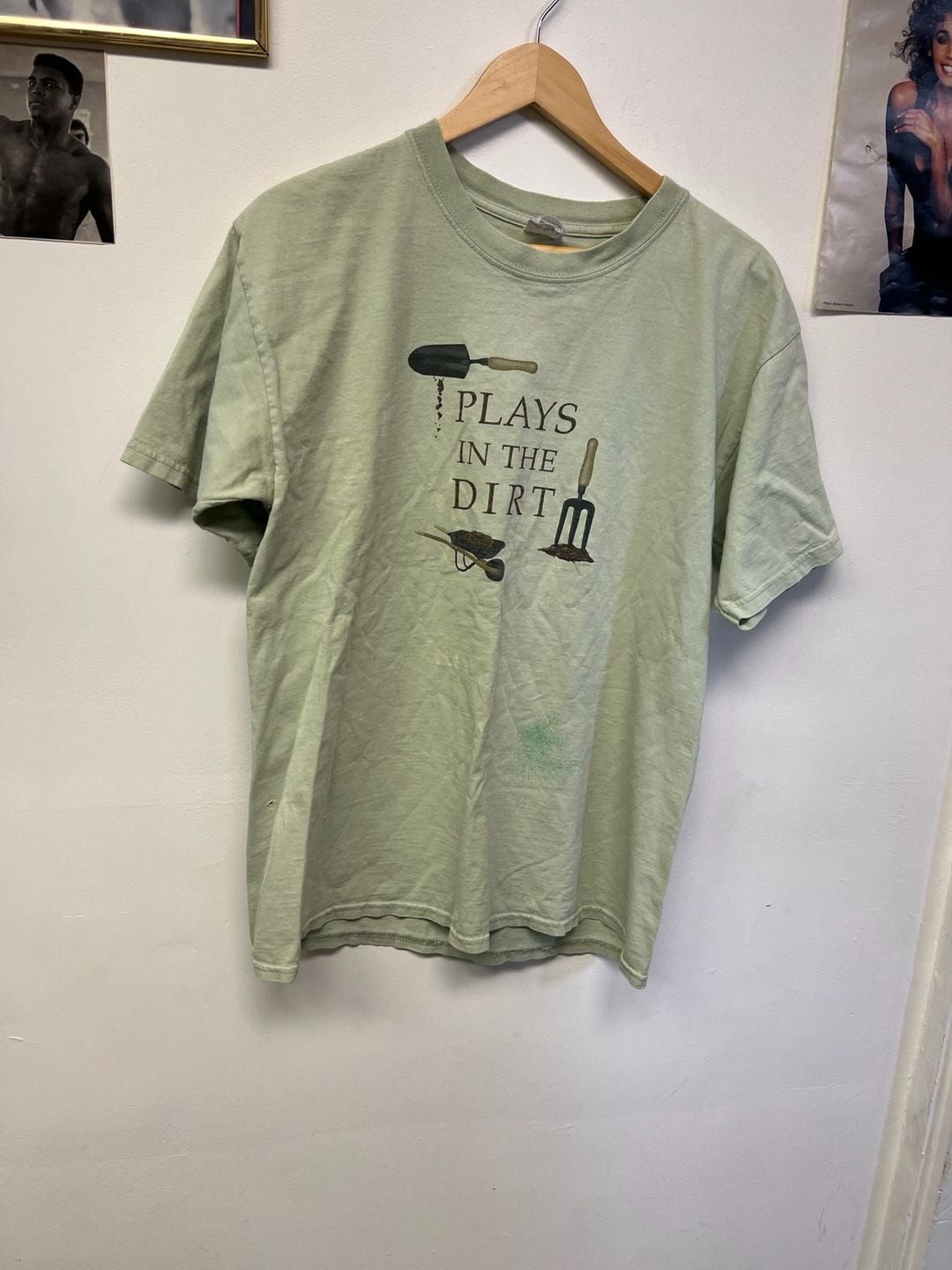 Vintage Plays In The Dirt Gardening Graphic T-Shirt