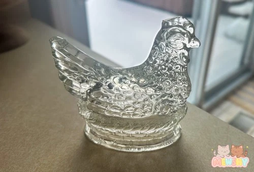 Vintage J H Millstein Co Jeanette Clear Glass Chicken Hen On A Nest Figurine