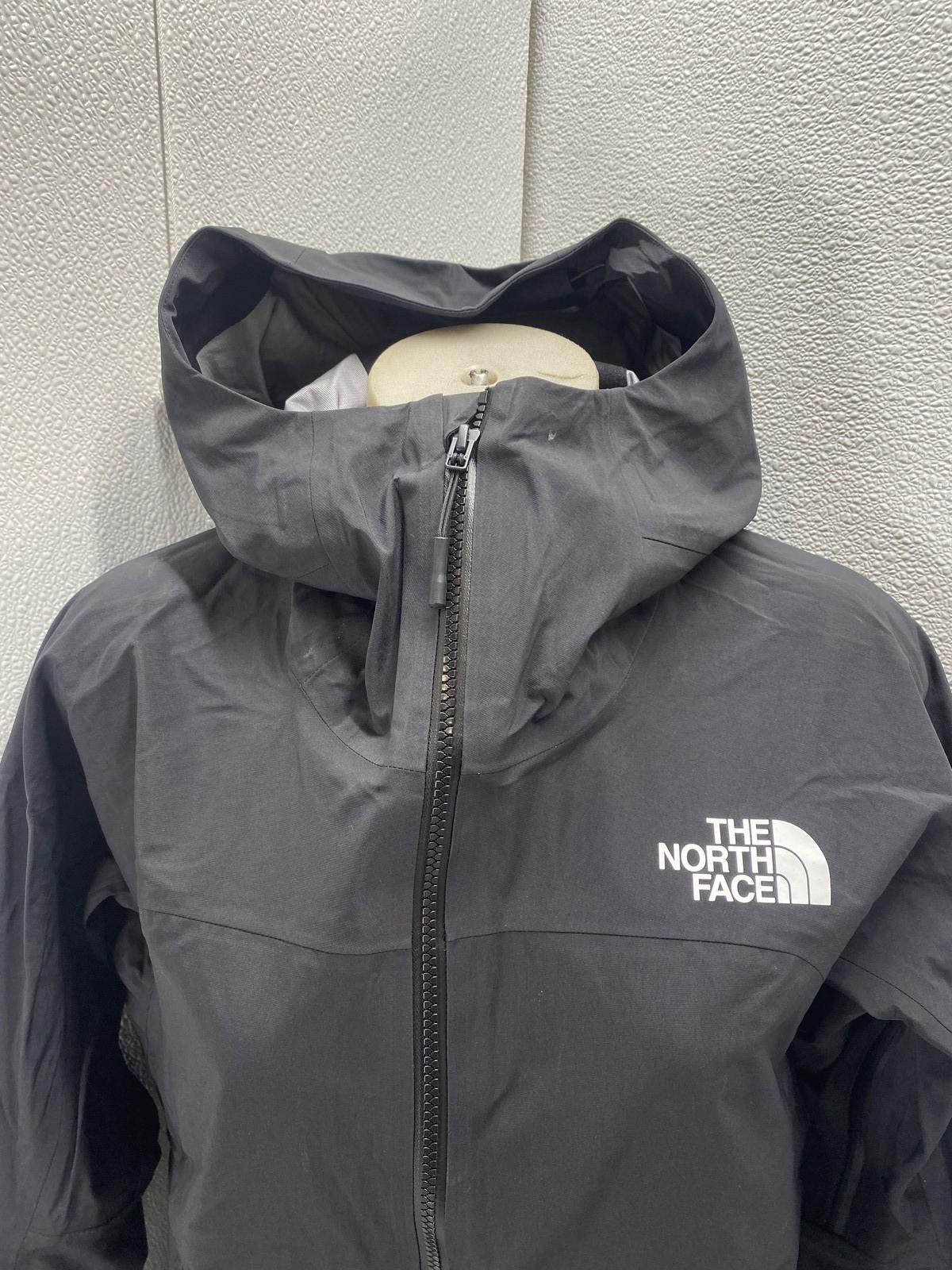 The North Face Womens Summit Series Chamlang Soft Shell Jacket Size M Black thumbnail 4