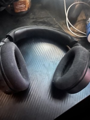 Razer Barracuda Wireless Gaming & Mobile Headset