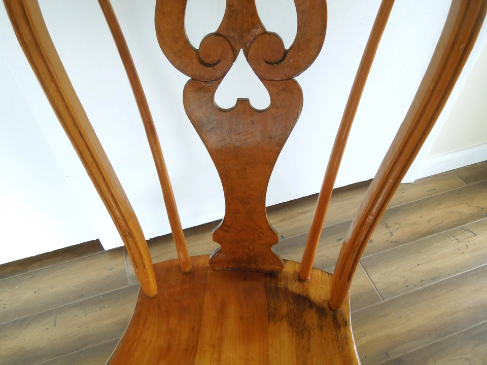 Antigua silla vintage de madera de roble rojo años 40 acabada Foto 3 de 4