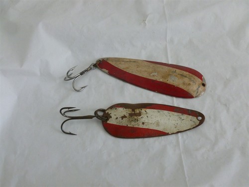 2 Restorable Metal Dardevle Fishing Lures Lot J-228 - Picture 8 of 8